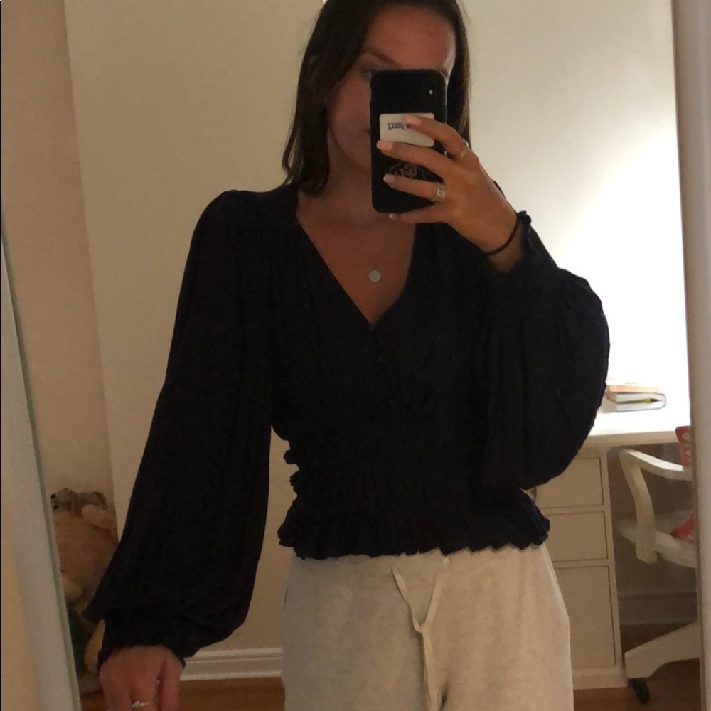 stretchy and soft blouse